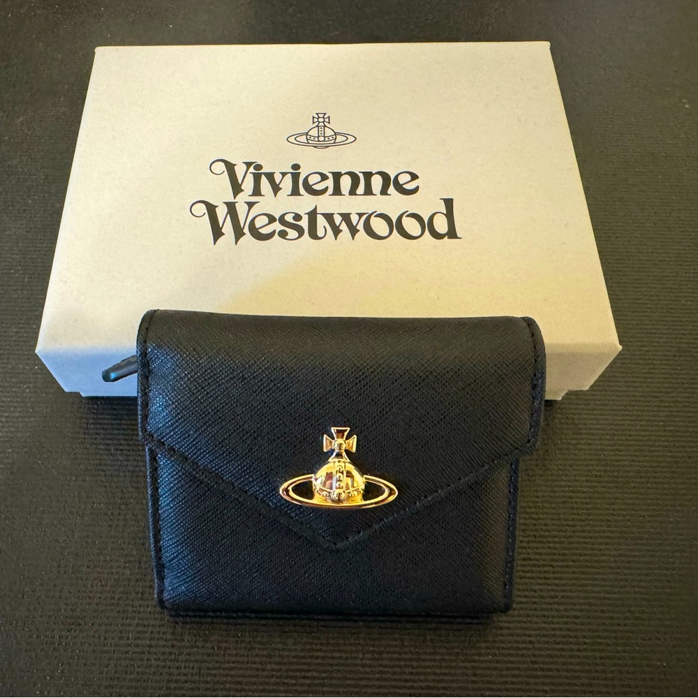 Vienne Westwood compact wallet